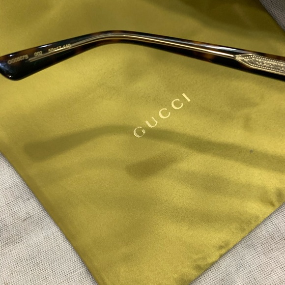 NWT GUCCI SUNGLASSES ❣️ - Picture 8 of 10